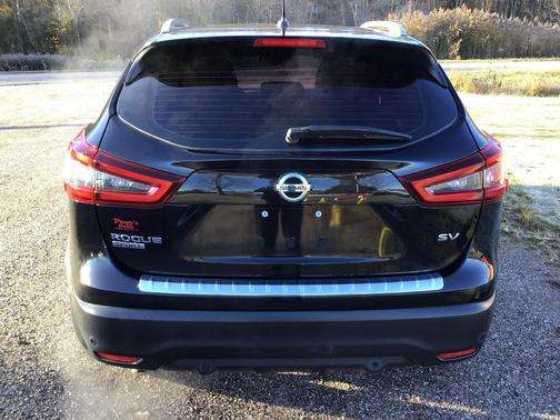 2021 Nissan Rogue Sport SV