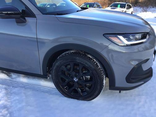 2025 Honda HR-V AWD Sport