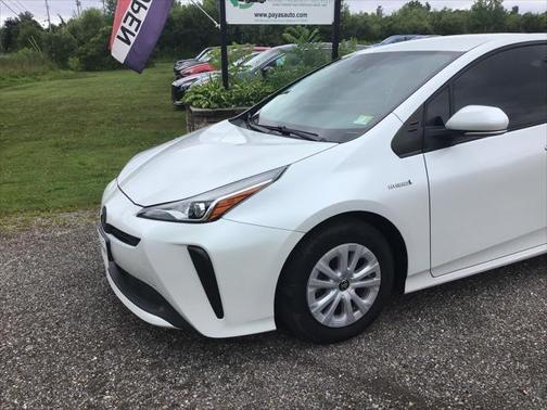 2021 Toyota Prius L