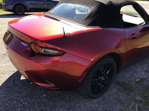 2021 Mazda MX-5 Miata Sport
