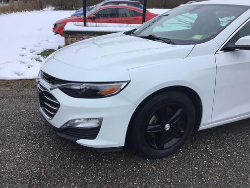 2022 Chevrolet Malibu FWD LT