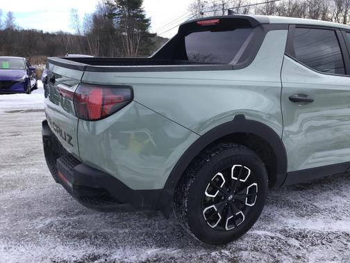 2024 Hyundai SANTA CRUZ SE