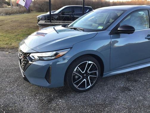 2025 Nissan Sentra SR