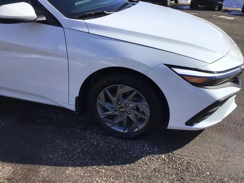 2025 Hyundai ELANTRA HEV Blue