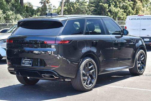 2024 Land Rover Range Rover Sport SE