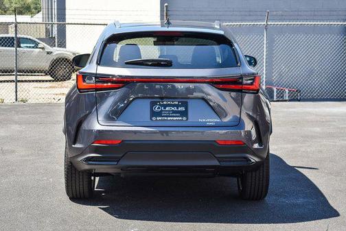 2025 Lexus NX 450h+ Luxury