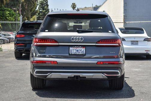 2021 Audi Q7 45 Premium