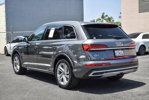 2021 Audi Q7 45 Premium