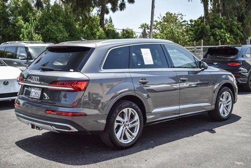 2021 Audi Q7 45 Premium