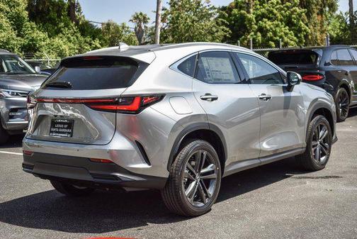2025 Lexus NX 450h+ Luxury