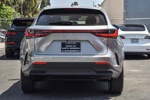 2025 Lexus NX 450h+ Luxury