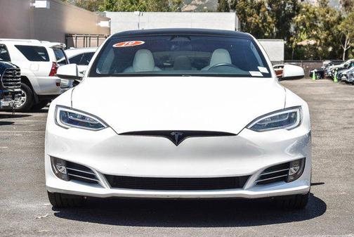 2019 Tesla Model S Performance