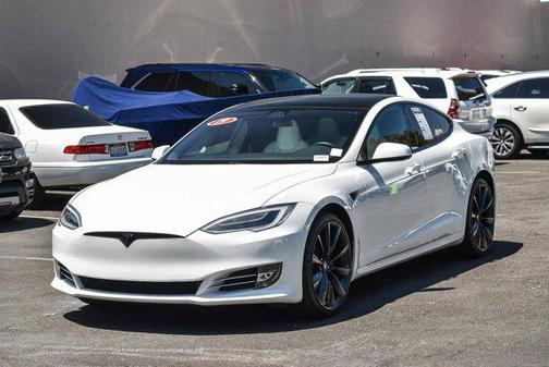 2019 Tesla Model S Performance