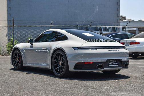 2024 Porsche 911 Carrera 4S