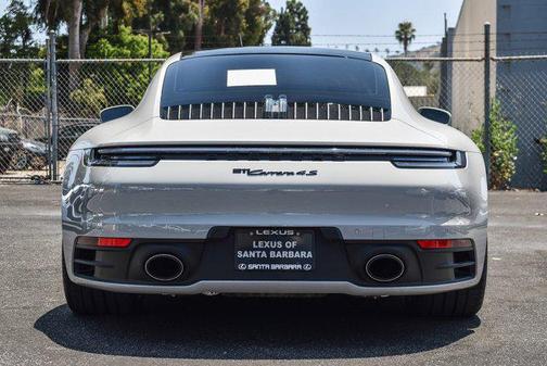 2024 Porsche 911 Carrera 4S
