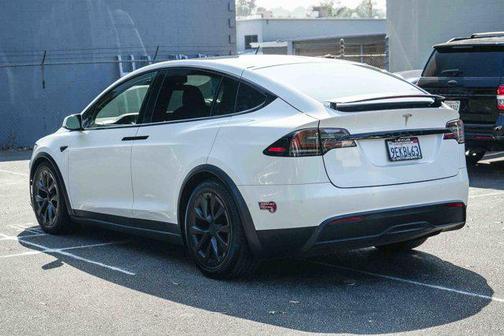 2023 Tesla Model X Standard Range