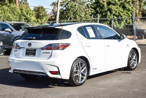 2017 Lexus CT 200h Base