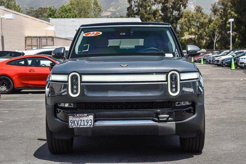 2023 Rivian R1S Adventure