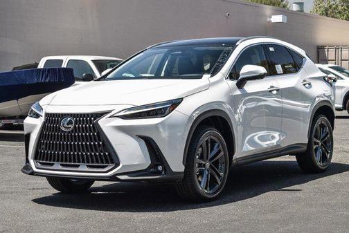 2025 Lexus NX 450h+ Luxury