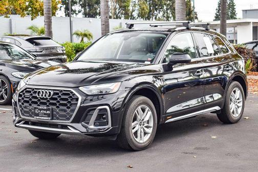 2022 Audi Q5 45 S line Premium