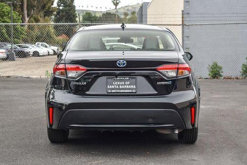 2022 Toyota Corolla Hybrid LE