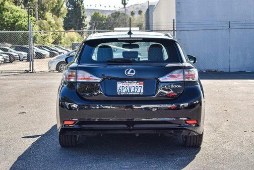 2011 Lexus CT 200h Base