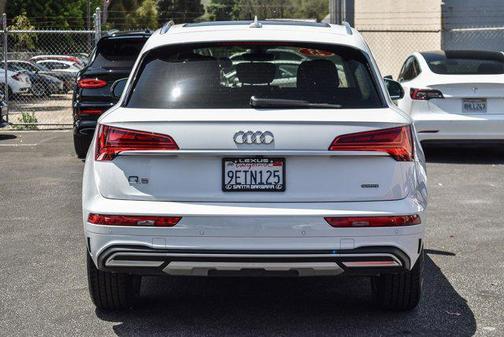 2023 Audi Q5 40 Premium Plus