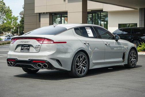 2022 Kia Stinger GT-Line