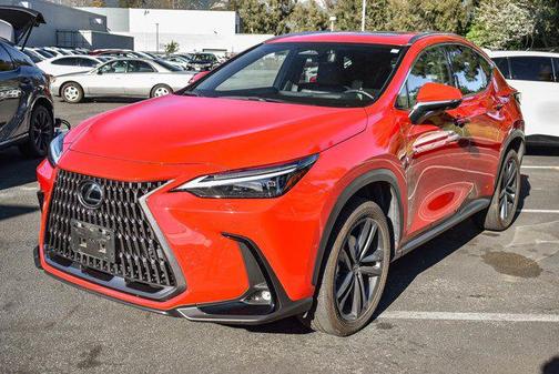 2023 Lexus NX 450h+ Luxury