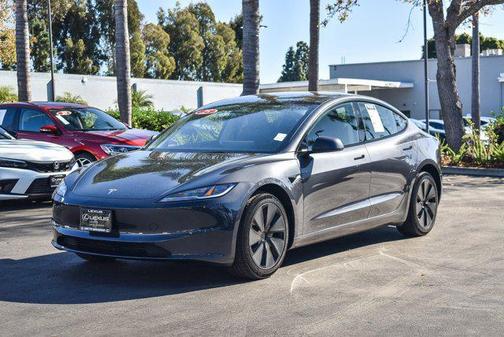 2025 Tesla Model 3 Long Range