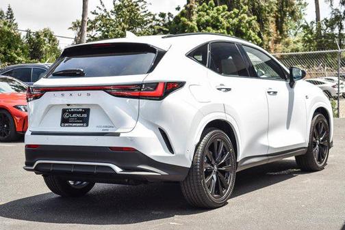 2025 Lexus NX 450h+ F SPORT Handling