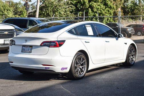 2018 Tesla Model 3 Mid Range