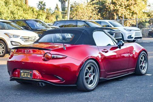 2023 Mazda MX-5 Miata Sport