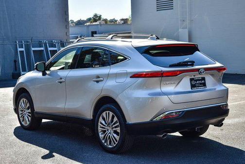 2022 Toyota Venza XLE