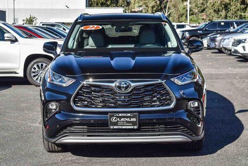 2022 Toyota Highlander Platinum