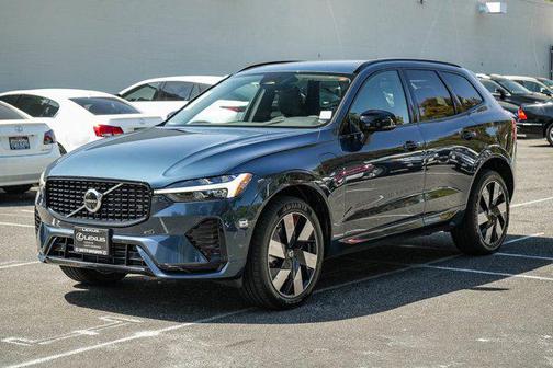 Denim Blue Metallic 2024 Volvo XC60 Recharge Plug-In Hybrid T8 Plus Dark Theme