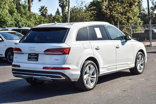 2021 Audi Q7 45 Premium