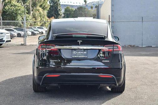 2018 Tesla Model X P100D