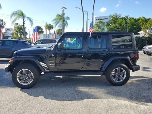 2020 Jeep Wrangler Unlimited Sahara