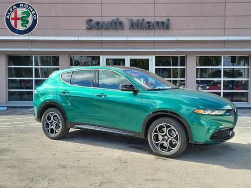 2025 Alfa Romeo Tonale Base