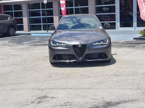 2024 Alfa Romeo Giulia Base