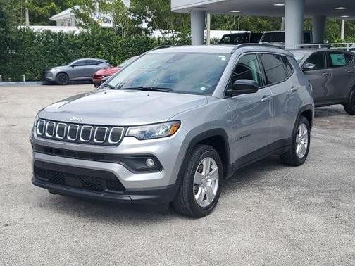 2022 Jeep Compass Altitude