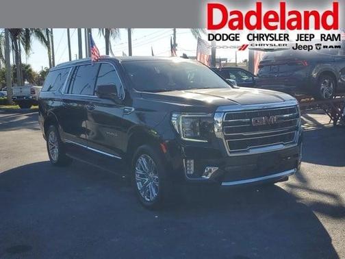 2022 GMC Yukon XL SLT