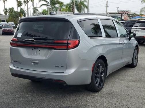 2026 Chrysler Pacifica Limited