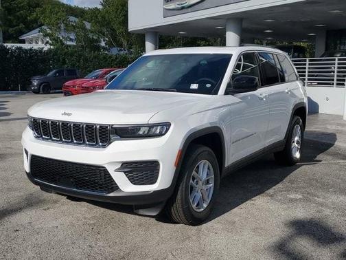 2025 Jeep Grand Cherokee Laredo X