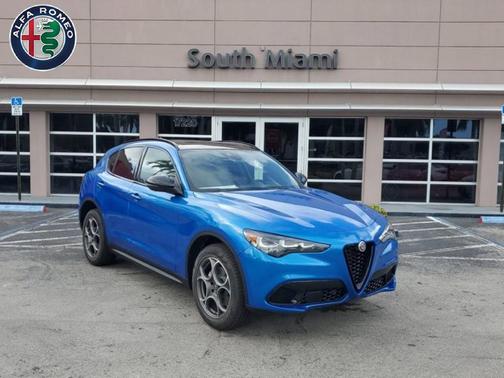 2025 Alfa Romeo Stelvio Base