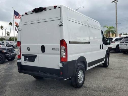 2026 RAM ProMaster 2500 High Roof