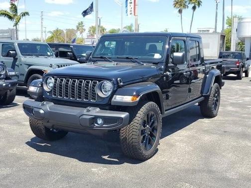 2025 Jeep Gladiator Sport