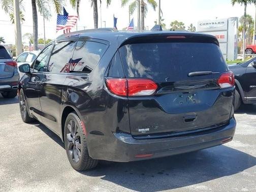 2019 Chrysler Pacifica Limited
