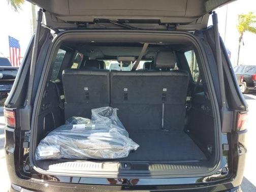 2025 Jeep Wagoneer Series II